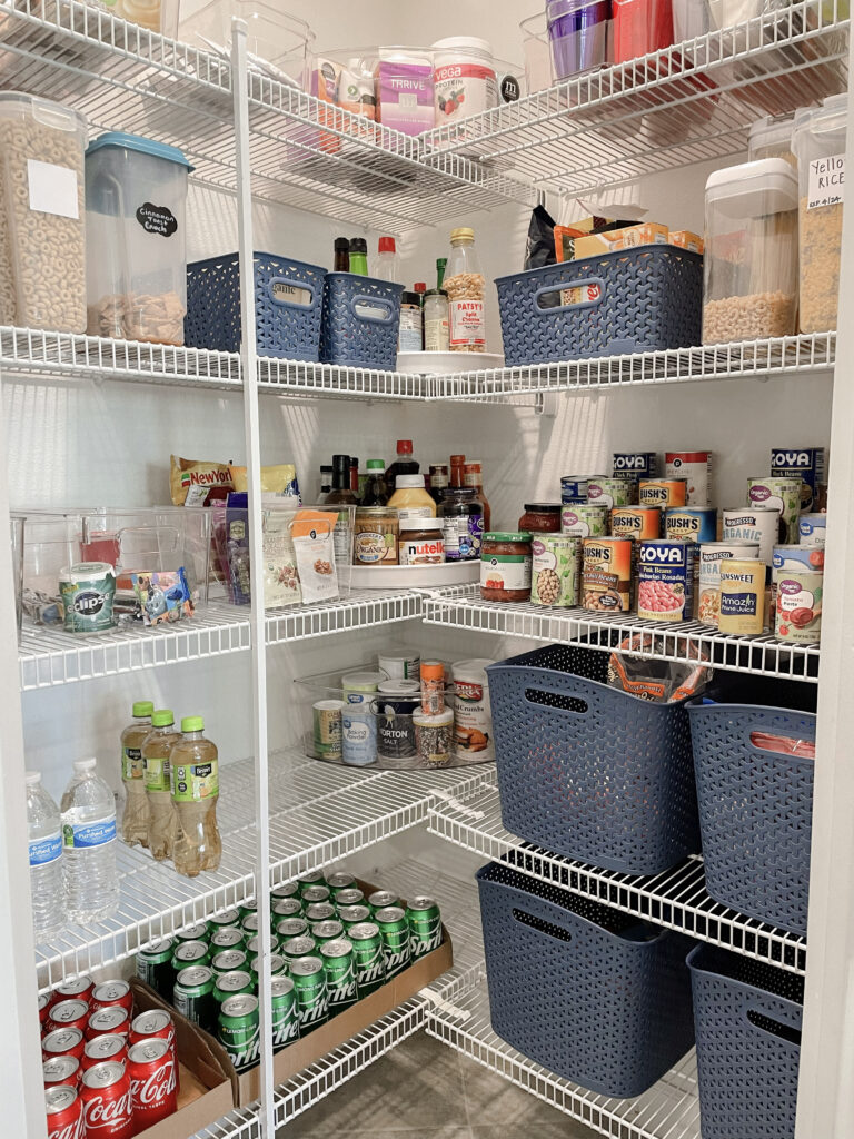 decluttered closet in orlando